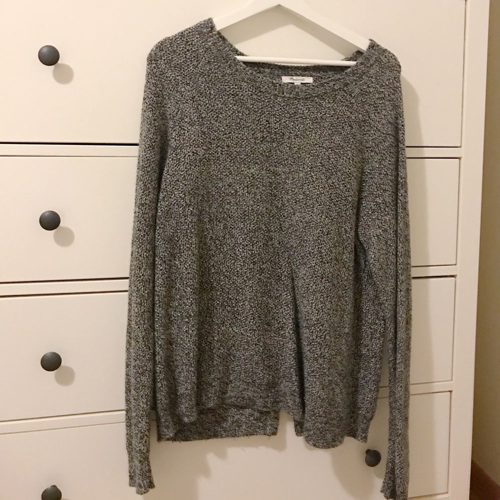 Province Cross Back Knit Pullover